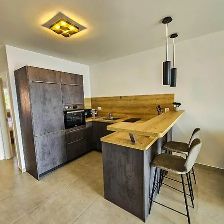Aenona Apartment Nin